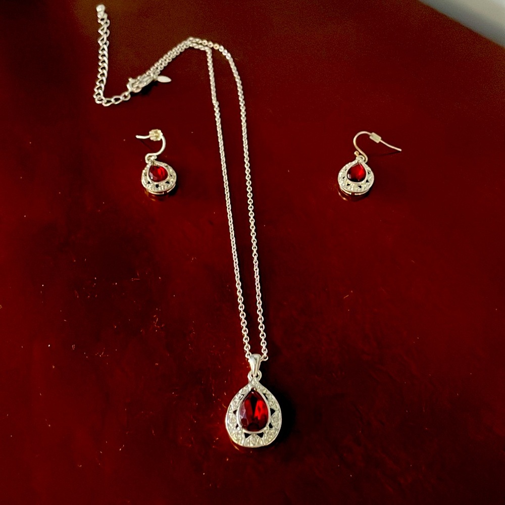 Necklace and Earring Set